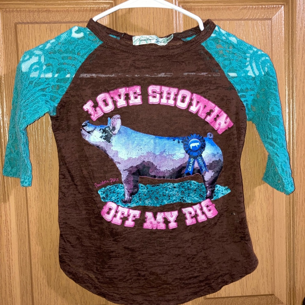 Southern Grace shirt. Size 8-10y